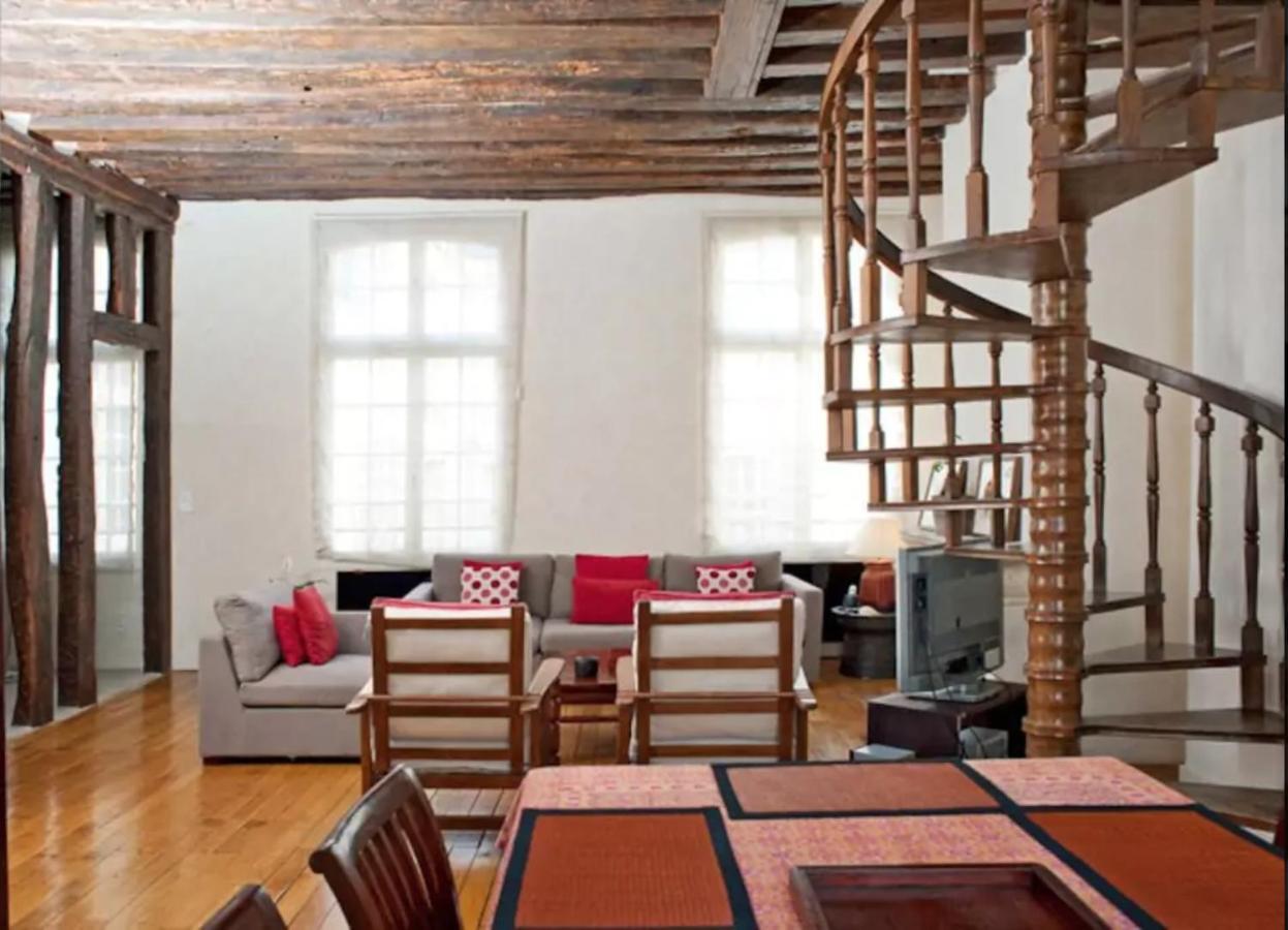 Charming Cosy Triplex In Trendy Marais Apartment Paris Exterior photo